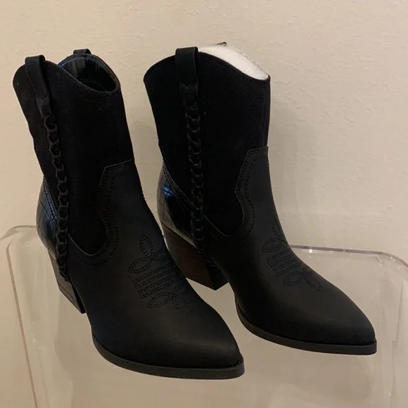 Dolce Vita  black western boots - Picture 7 of 14